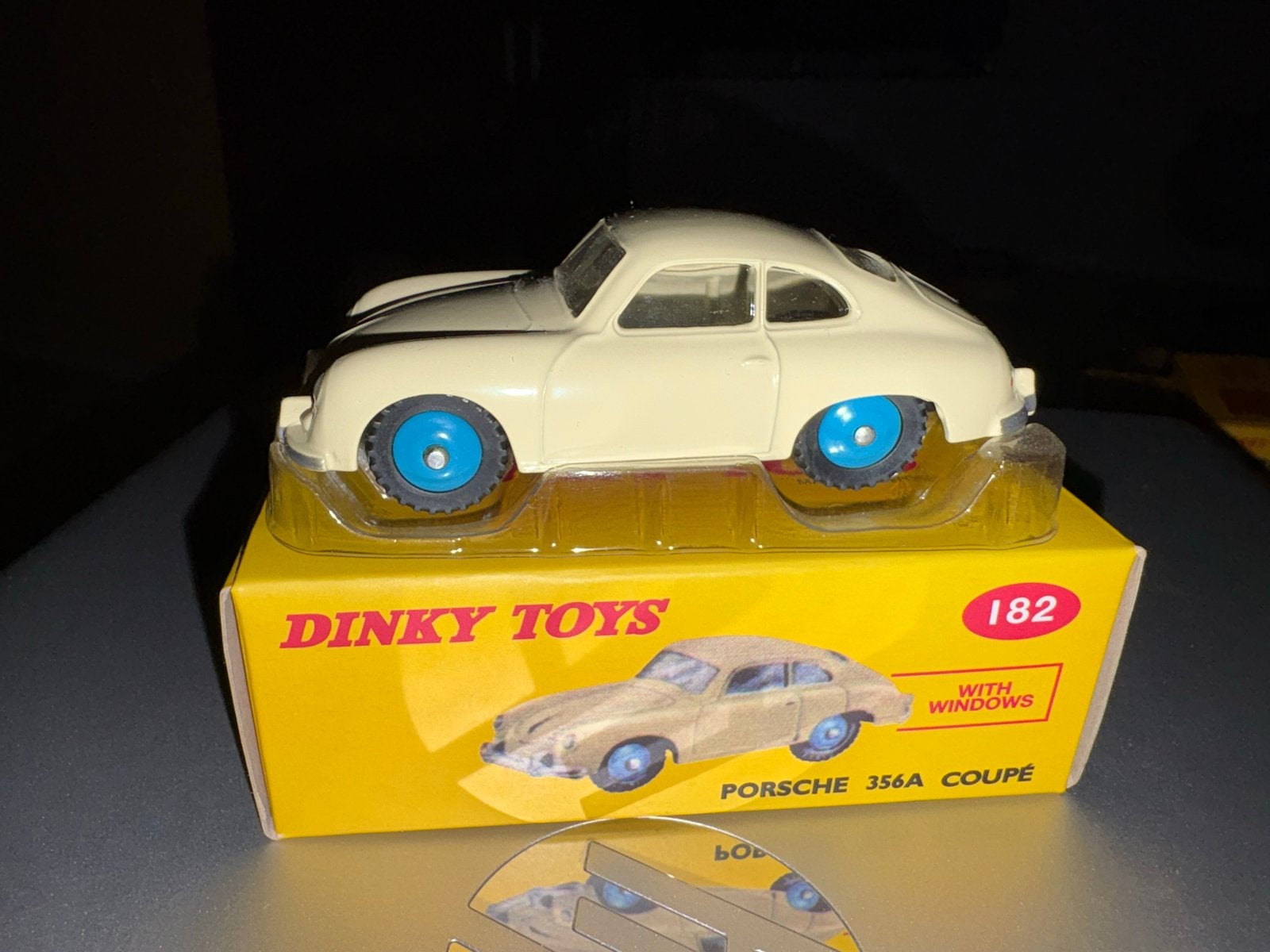 Dinky Toys 182 Porsche 356A Coupé - Nieuw in doos, Hobby en Vrije tijd, Ophalen of Verzenden, Nieuw, Auto, Dinky Toys