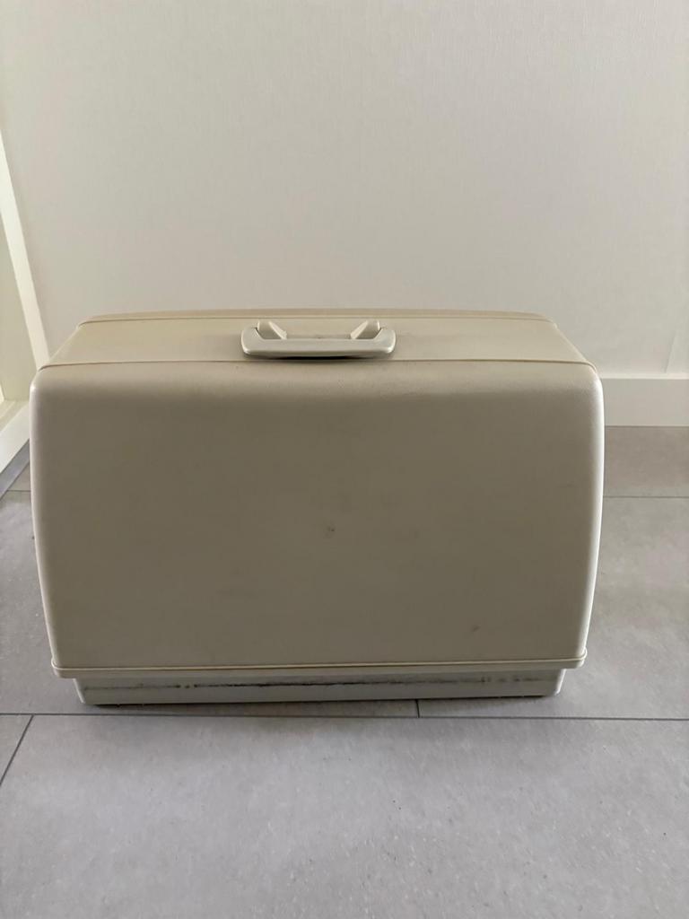 Naaimachine, Hobby en Vrije tijd, Naaien en Fournituren, Verzenden, Gebruikt