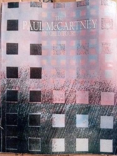 The Paul McCartney world toer boek begin Oslo augustus 1989, Ophalen of Verzenden, Gebruikt, Boek, Tijdschrift of Artikel