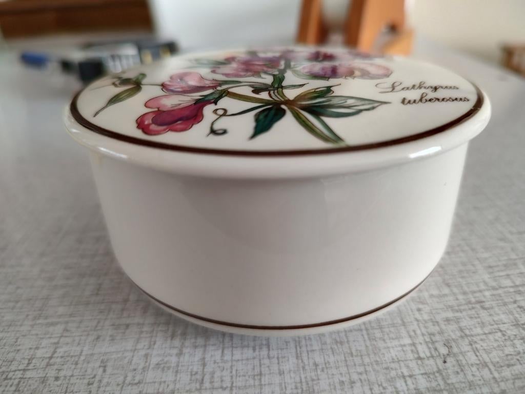 Villeroy & Boch Botanica Dekseldoosje Lathyrus Tuberosus, Ophalen of Verzenden
