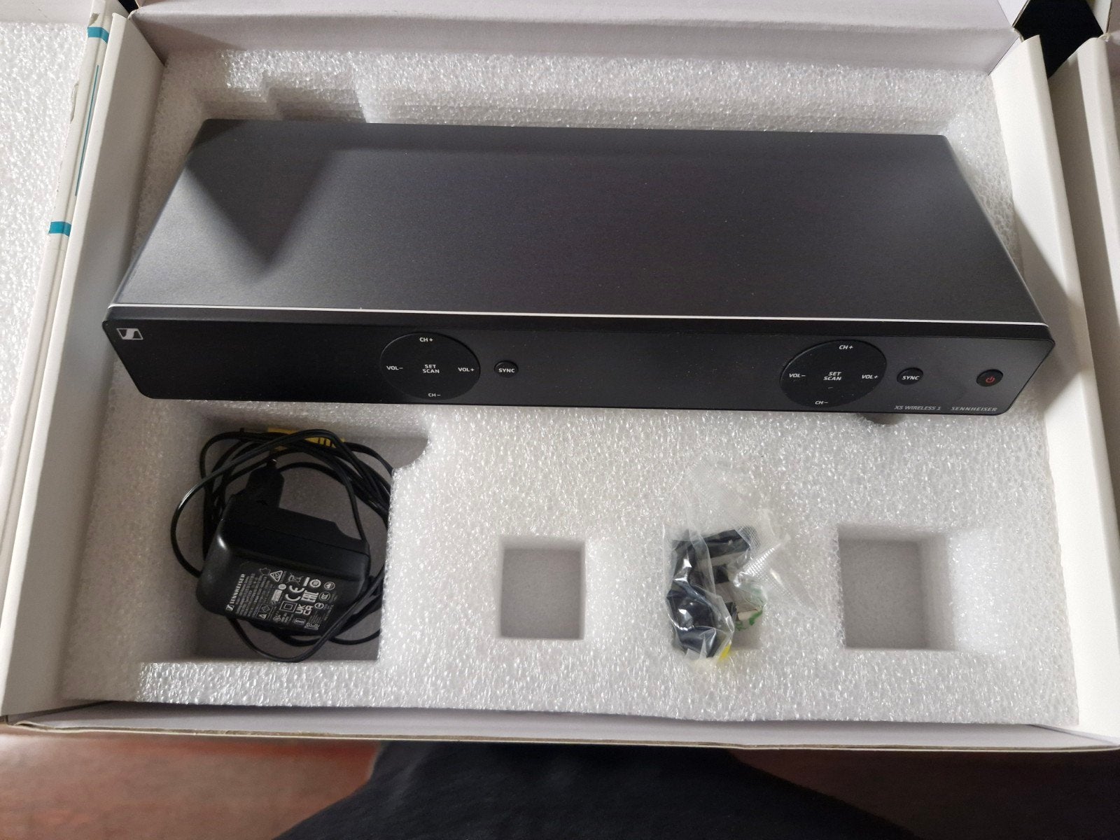 XSW Wireless 1 Dual met 2 SKM Microfoons (Nieuw), Ophalen of Verzenden, Nieuw, Zangmicrofoon, Draadloos