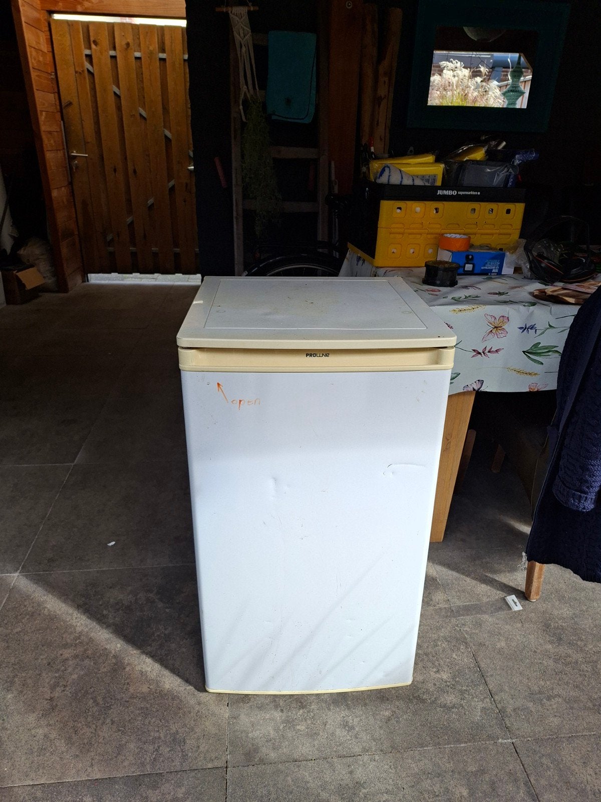 te koop tafel model koelkastje met vriesvak, Minder dan 75 liter, Ophalen, Met vriesvak, Minder dan 85 cm