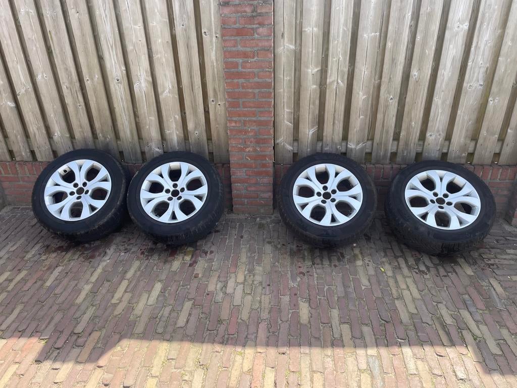 Citroën C5 velgen, Auto diversen, Wieldoppen, Ophalen