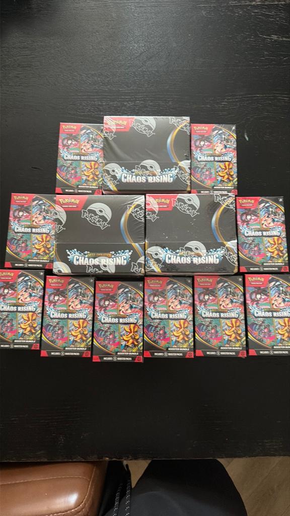 Chaos Rising Boosterbundles / Boxen, Ophalen of Verzenden, Nieuw, Boosterbox