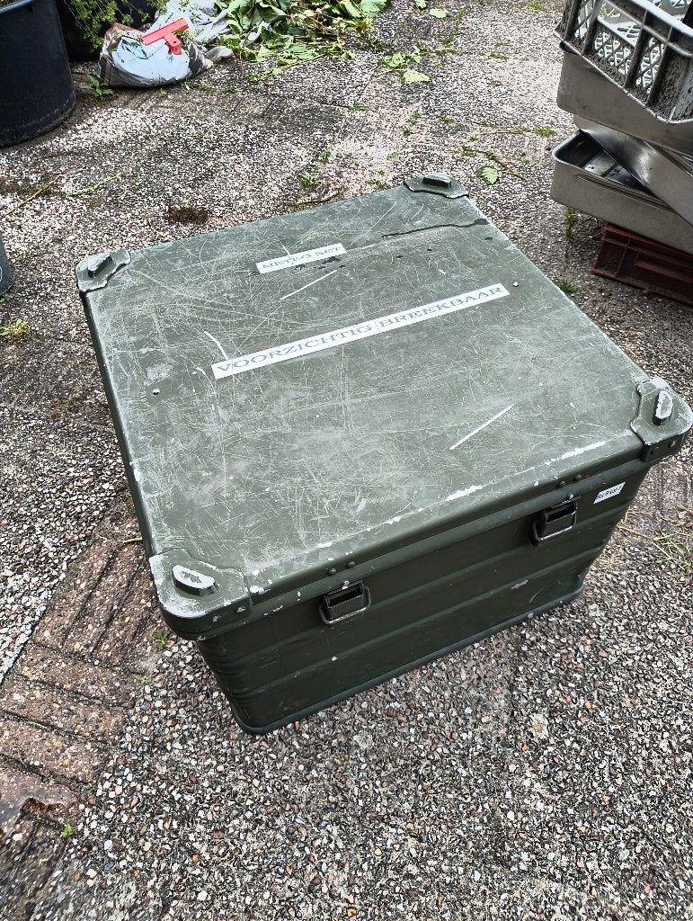 Zarges kist 58 x 58 x 40, Ophalen, Landmacht, Nederland, Kist of Geocache