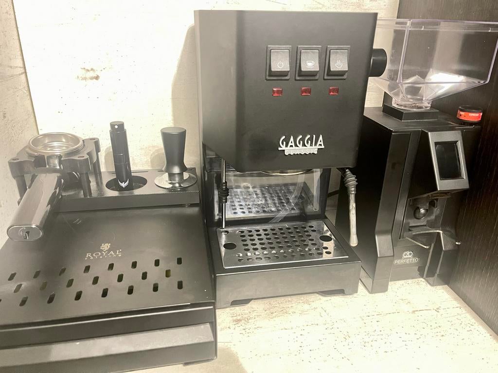 Gaggia Classic Espressomachine met Eureka Mignon Perfetto, Stoompijpje, Espresso apparaat, Zo goed als nieuw, 1 kopje