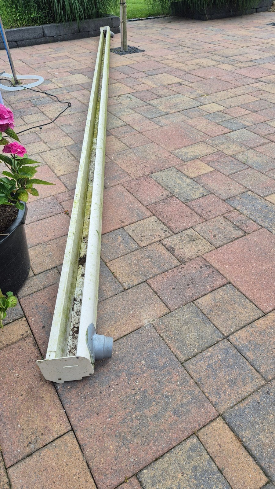 Aluminium dakgoot 6 meter - moet schoongemaakt worden, Ophalen of Verzenden