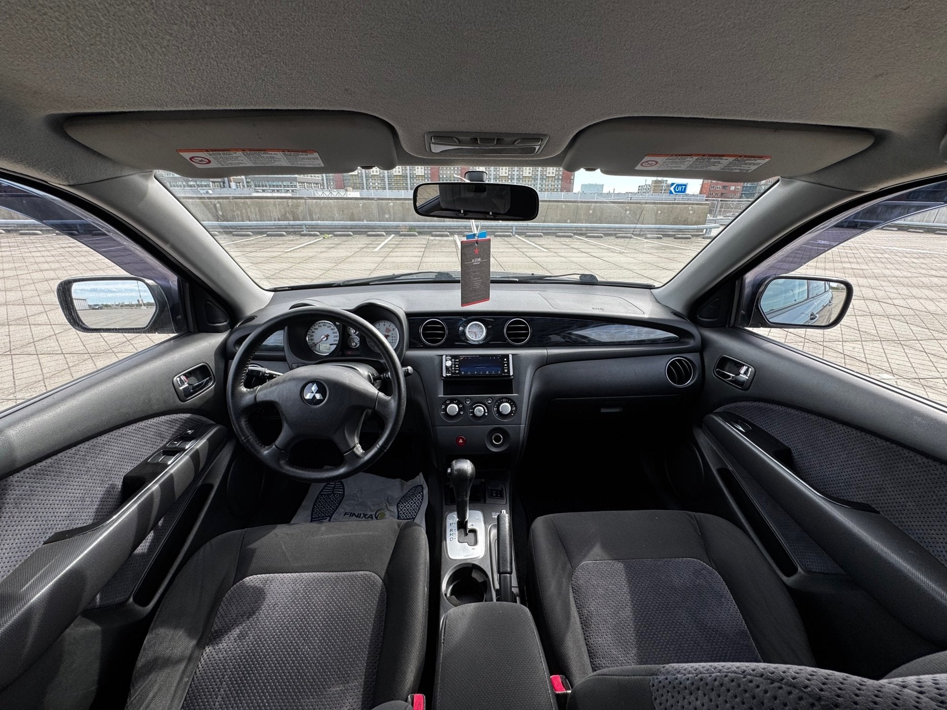 Mitsubishi Outlander 2.4 Sport 4WD AUTOMAAT CLIMA NAP, Auto's, Automaat, Dealer onderhouden, 4 cilinders, 1535 kg