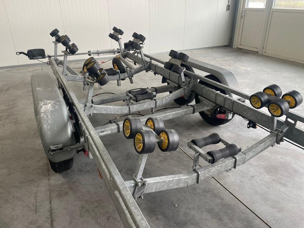 Pega V-liner tandemasser type V2000/775 in nieuwstaat  !!!, Watersport en Boten, Boottrailers, 1500 tot 3000 kg, 6 tot 9 meter
