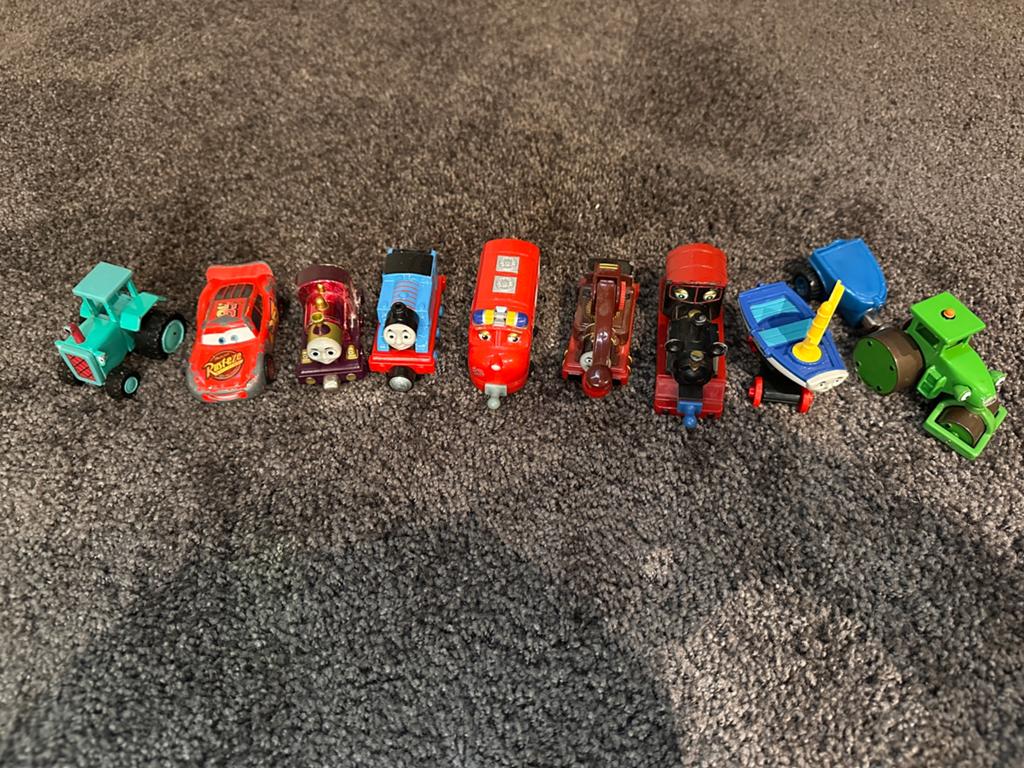 Thomas de trein en Cars ( in totaal 9 stuks), Ophalen, Zo goed als nieuw
