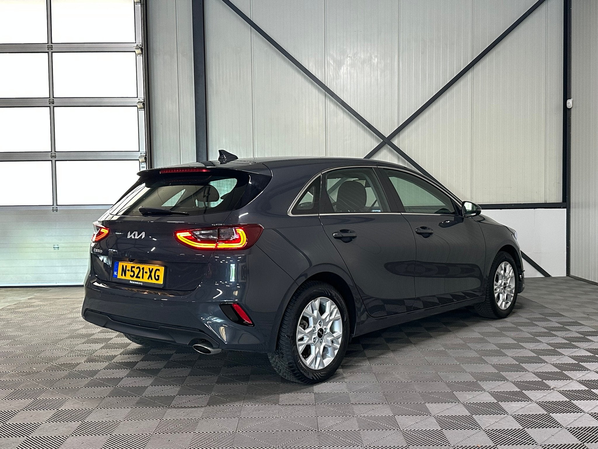 Kia Ceed 1.0 T-GDi | DynamicLine 5-Drs | Airco-Ecc | Cruise, Auto's, Gebruikt, Euro 6, Bedrijf, Handgeschakeld