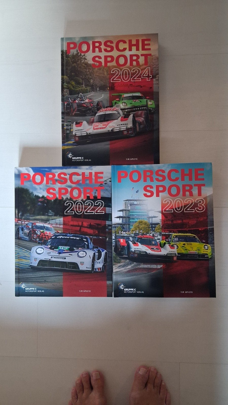 porsche jaarboeken duits/engels 2022 tm 2024 Le mans 24 uur, Boeken, Ophalen of Verzenden, Zo goed als nieuw, Porsche