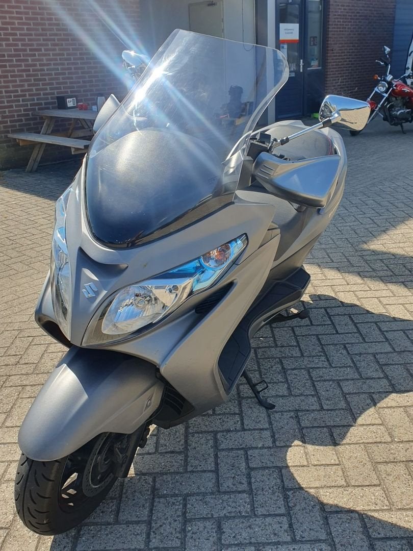 SUZUKI AN 400 BURGMAN ABS (bj 2015), Motoren, Motoren | Suzuki, 400 cc, Bedrijf, Onbekend, Onbekend