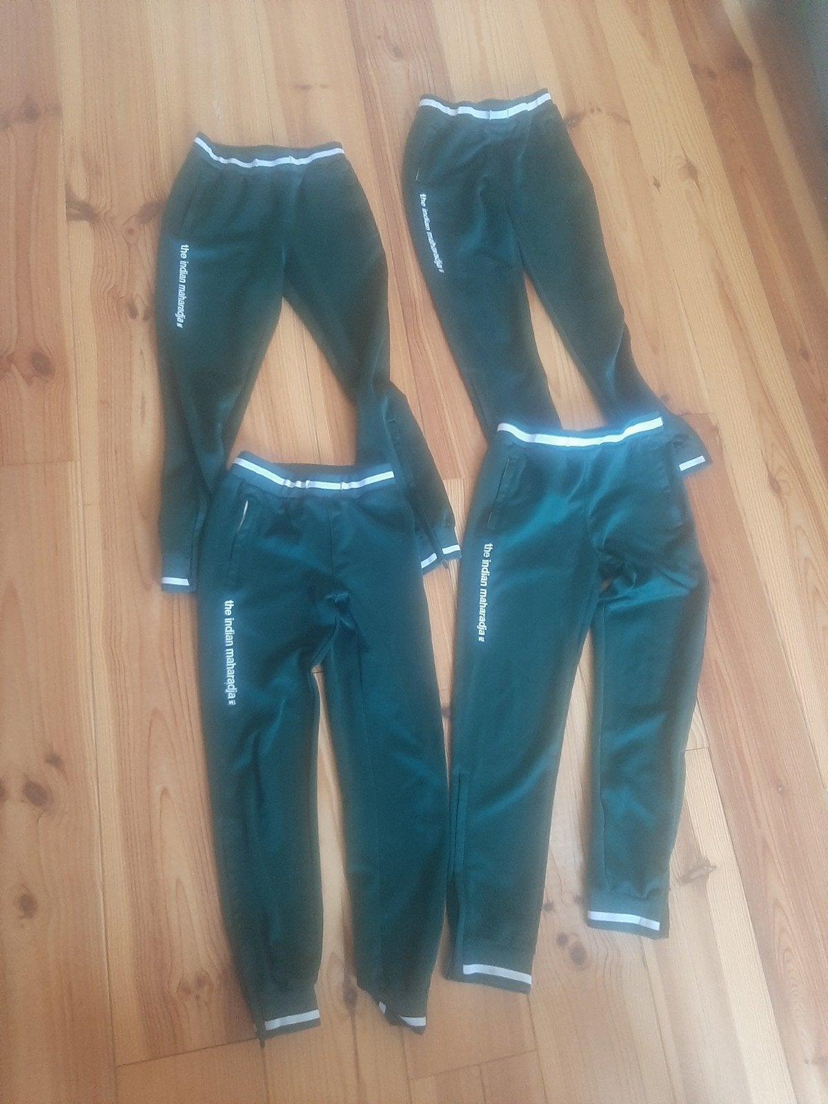 Indian maharadja groene trainingsbroek, 3 x 164  1 x 152, Ophalen of Verzenden, Kleding
