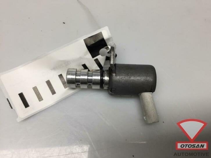 audi q2 2018 vag oliepomp schakelaar 06k115243r