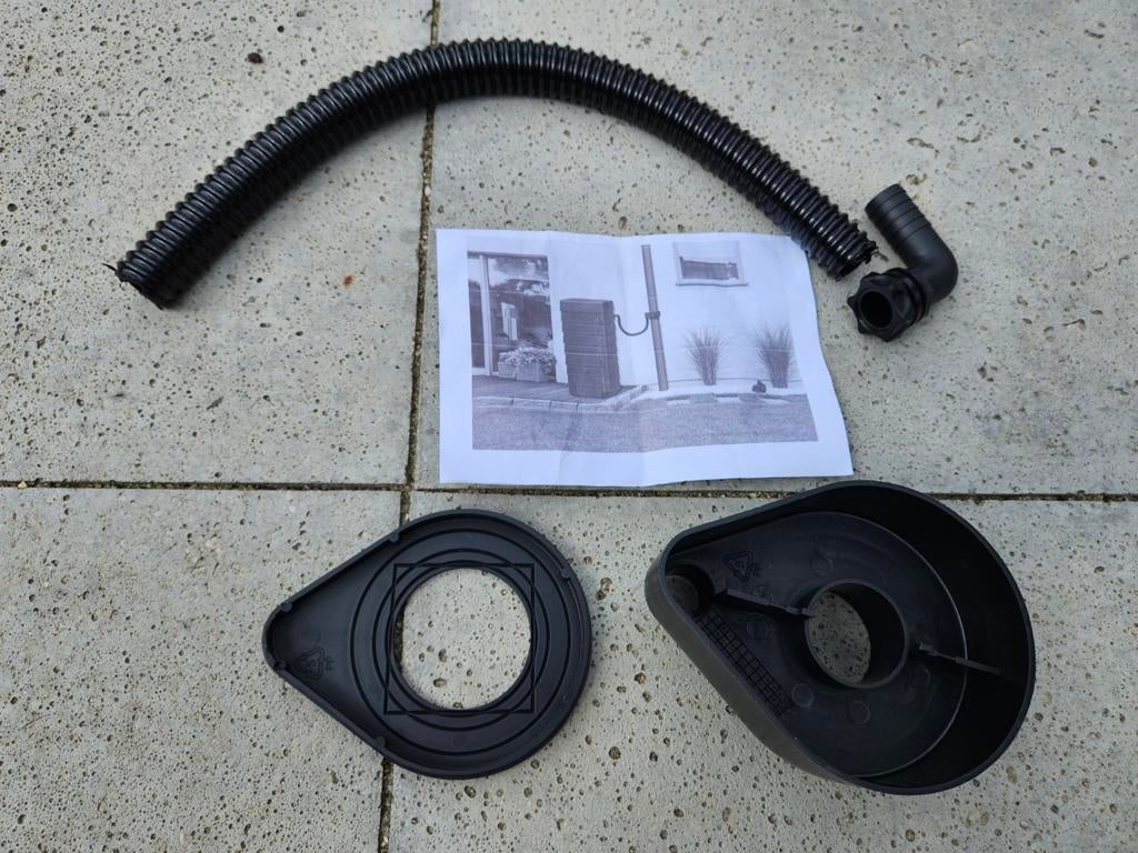 Nieuwe vulautomaat regenton met slang en koppeling, Minder dan 75 liter, Ophalen of Verzenden, Nieuw, Kunststof