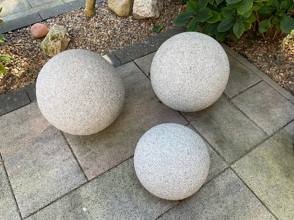 Granieten decoratie bollen, massief !, Tuin en Terras, Tuinbeelden, Ophalen, Zo goed als nieuw, Overige materialen, Overige typen