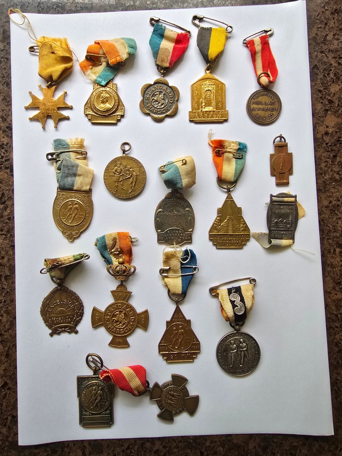MEDAILLES WANDELTOCHTEN, Verzamelen, Speldjes, Pins en Buttons, Verzenden, Gebruikt, Sport