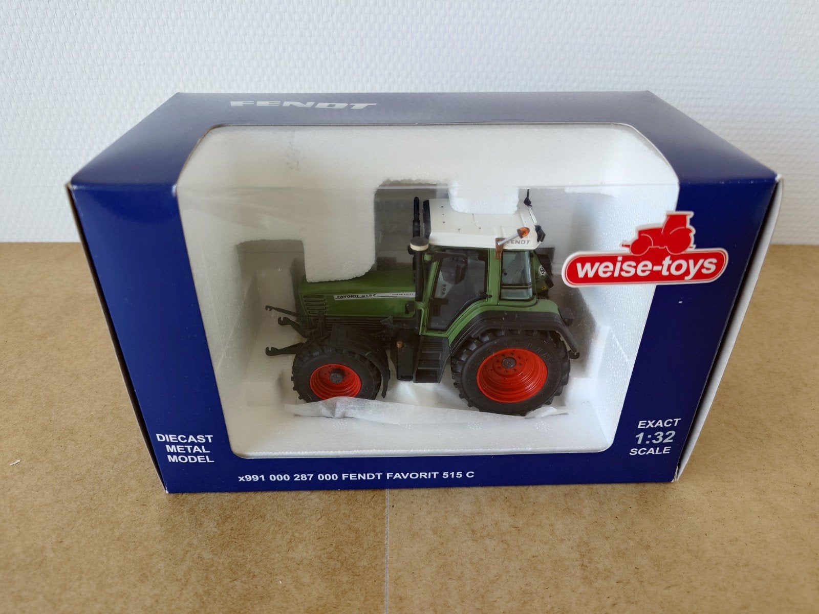 Fendt Favorit 515 c 1:32 Weise Toys First Edition, Ophalen of Verzenden, Nieuw, Tractor of Landbouw, Overige merken