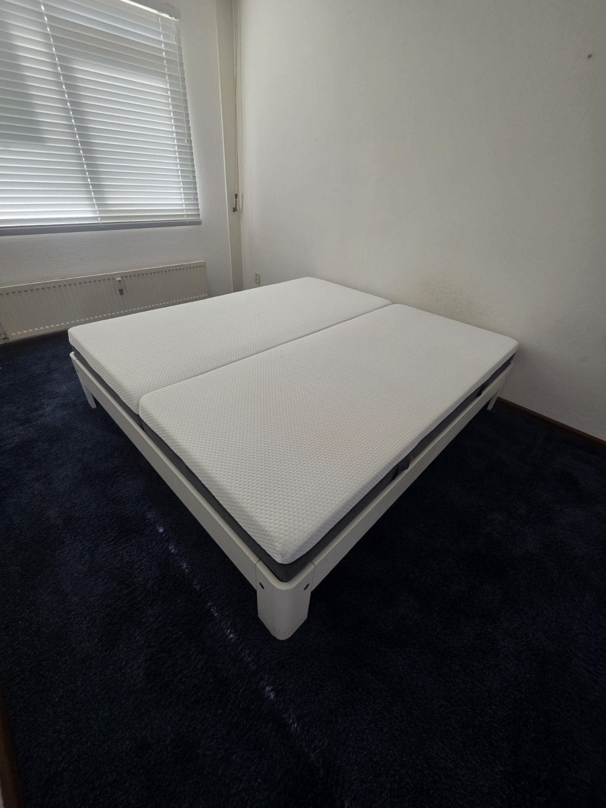 Auping Auronde bed met 2 matrassen in goede staat, Gebruikt, Auping B.V., Postbus 100, 7400 AC Deventer, Nederland, Wit, Tweepersoons