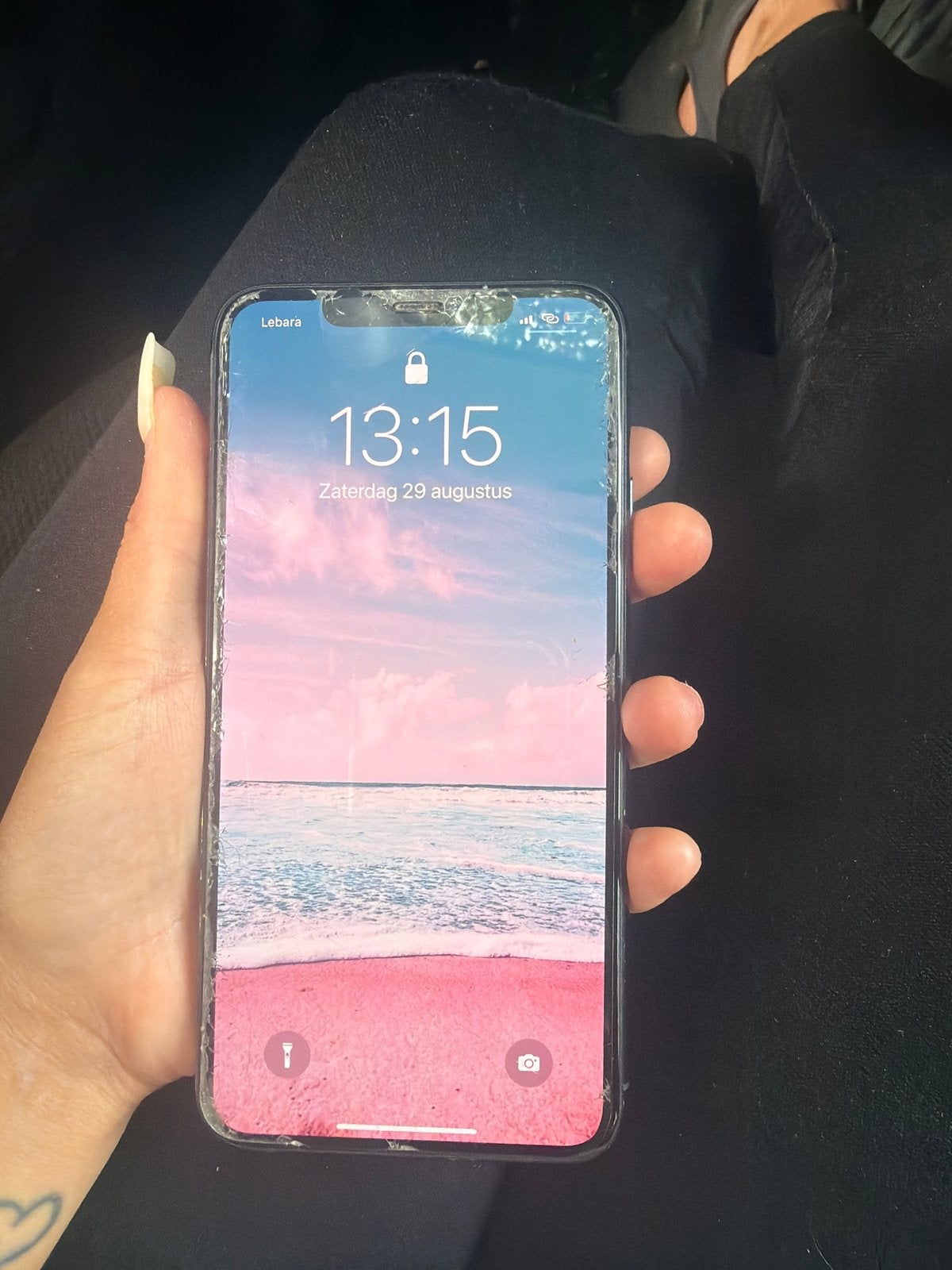 iPhone 11 Pro Max - Gebarsten scherm is plastic en camera, Telecommunicatie, Mobiele telefoons | Apple iPhone, IPhone 11 Pro Max