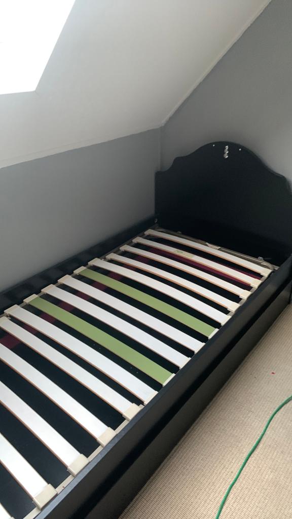 Een persoonsbed meidenbed, Ophalen, Eenpersoons, Hout, 90 cm