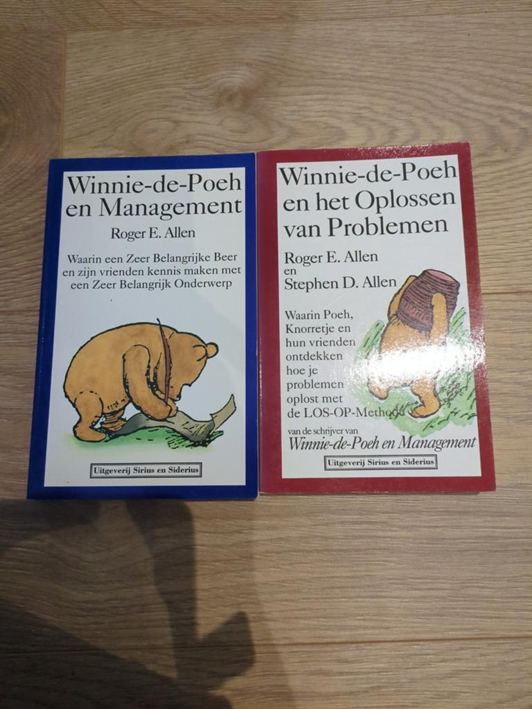 Winnie the Poeh en management / het oplossen van problemen, Boeken, Ophalen of Verzenden, Gelezen, Spiritualiteit algemeen, Achtergrond en Informatie