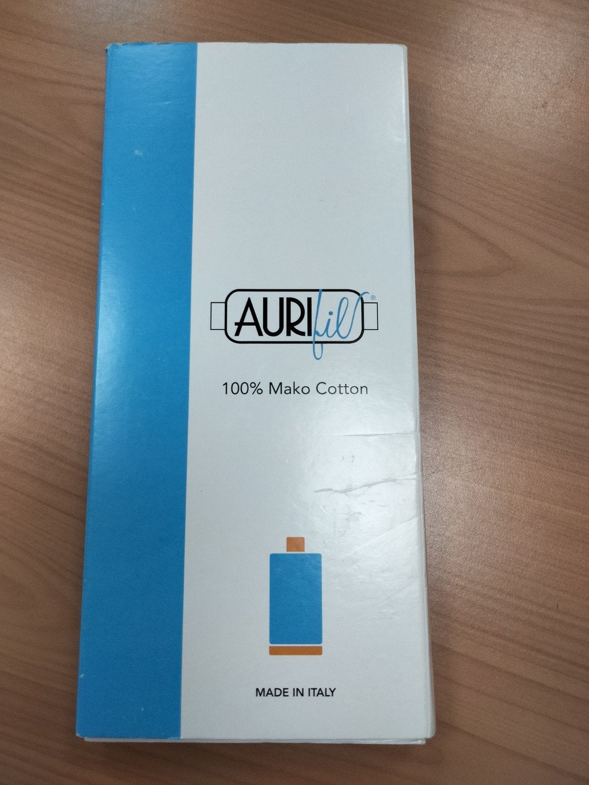 Aurifil Kleurenkaart met Echt Garen - 100% Mako Katoen, Ophalen of Verzenden, Zo goed als nieuw, Garen of Naald(en)