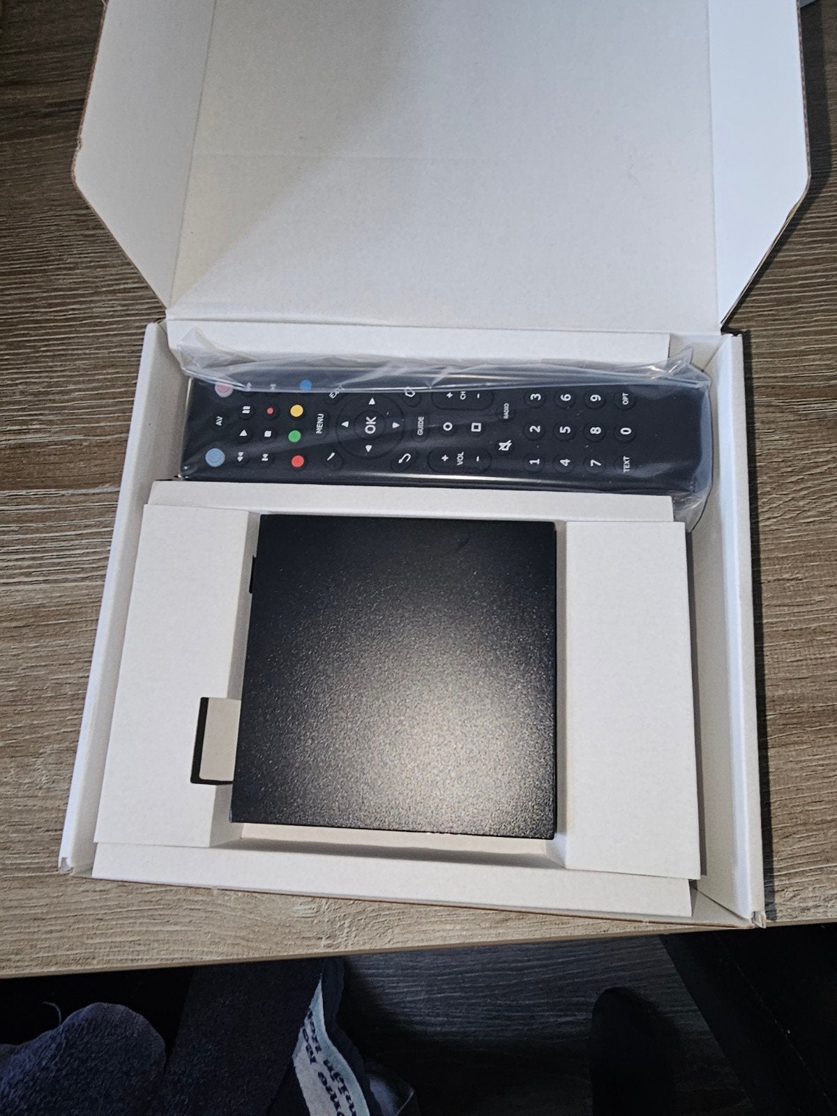 Amino TV Box Delta - Nieuw in doos, Ophalen of Verzenden, Nieuw, HDMI, Zonder harde schijf
