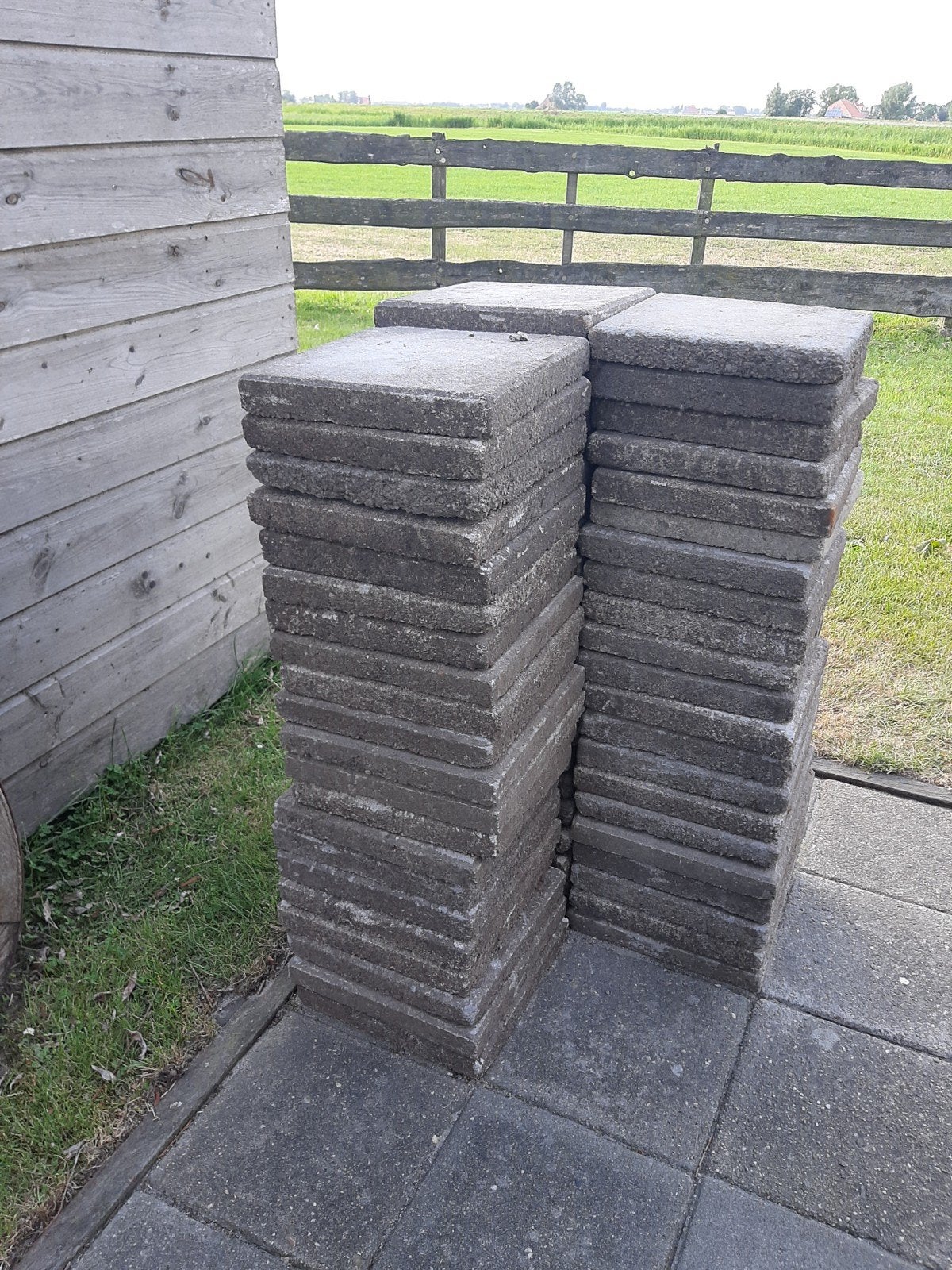 Gratis af te halen: 63 grijze stoeptegels 30x30 cm, Tuin en Terras, Tegels en Klinkers, Ophalen