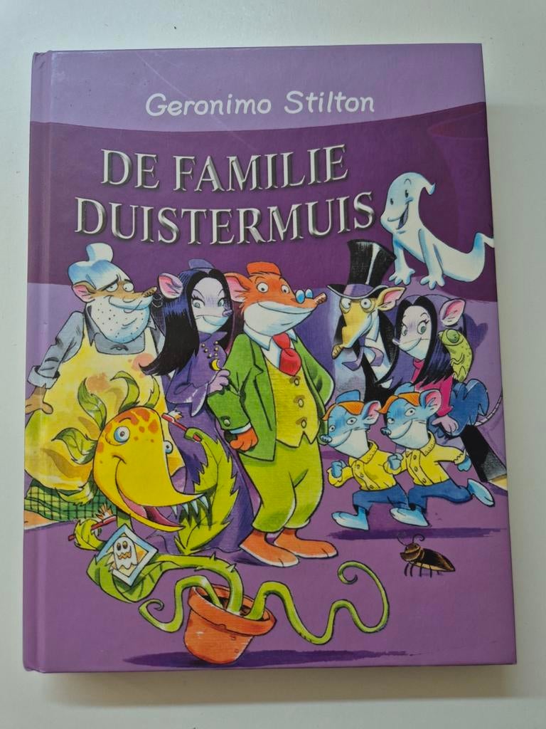 Geronimo Stilton - De familie Duistermuis, Boeken, Fictie algemeen, Geronimo Stilton, Ophalen of Verzenden, Zo goed als nieuw