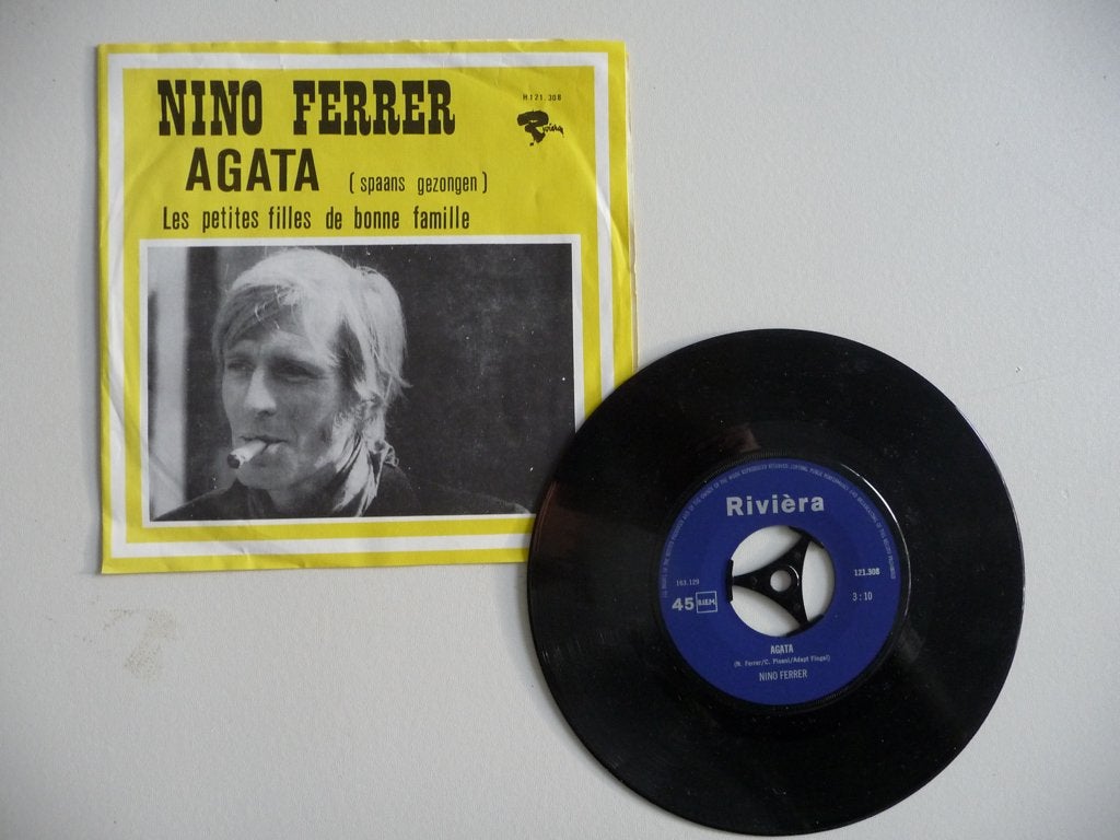 single NINO FERRER - AGATA - ( Spaans Gezongen ) BARCLAY REC, Gebruikt, Overige genres, 7 inch, Ophalen of Verzenden