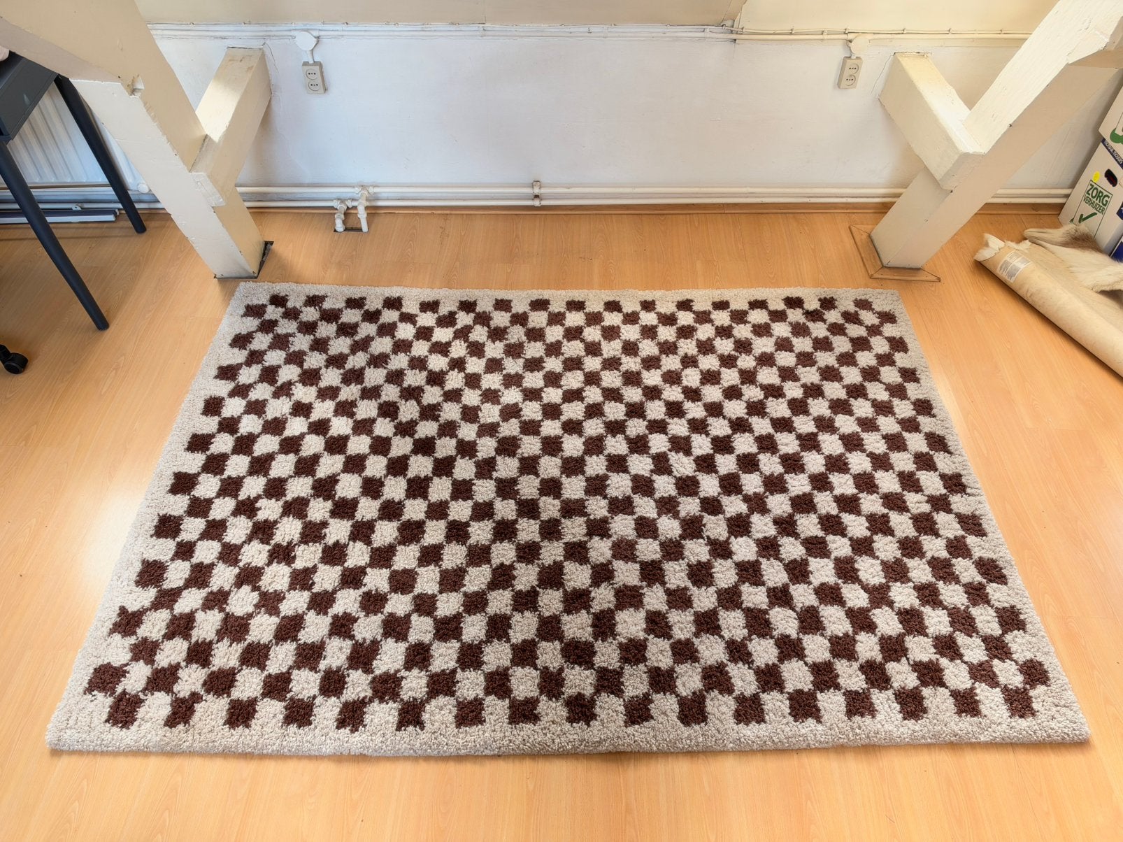 Nous Living vloerkleed geblokt - hoogpolig, Tuin en Terras, Ophalen, Zo goed als nieuw, Gietijzer