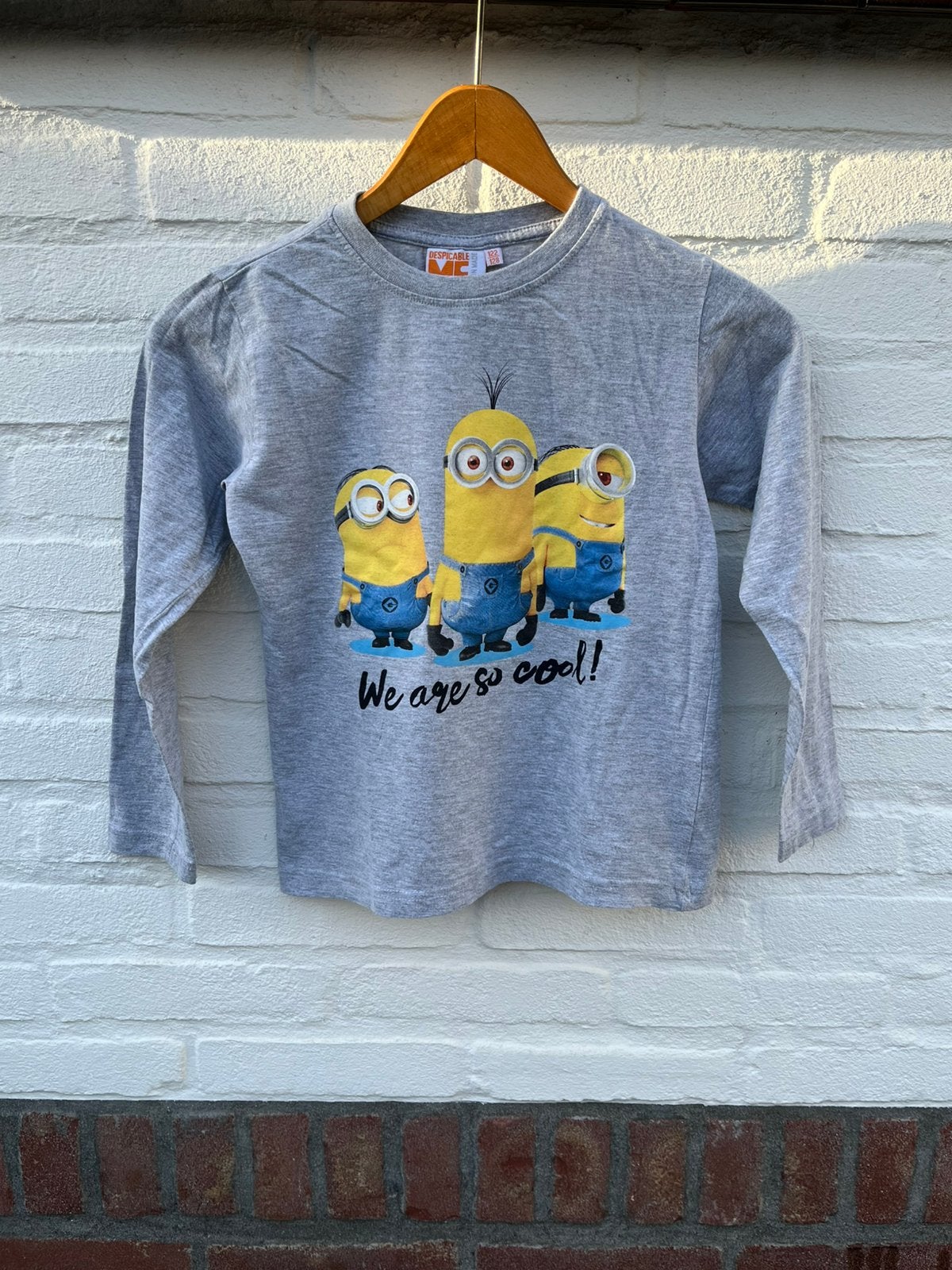 Minions Despicable Me longsleeve shirt – maat 122/128 unisex, Kinderen en Baby's, Kinderkleding | Maat 122, Ophalen of Verzenden