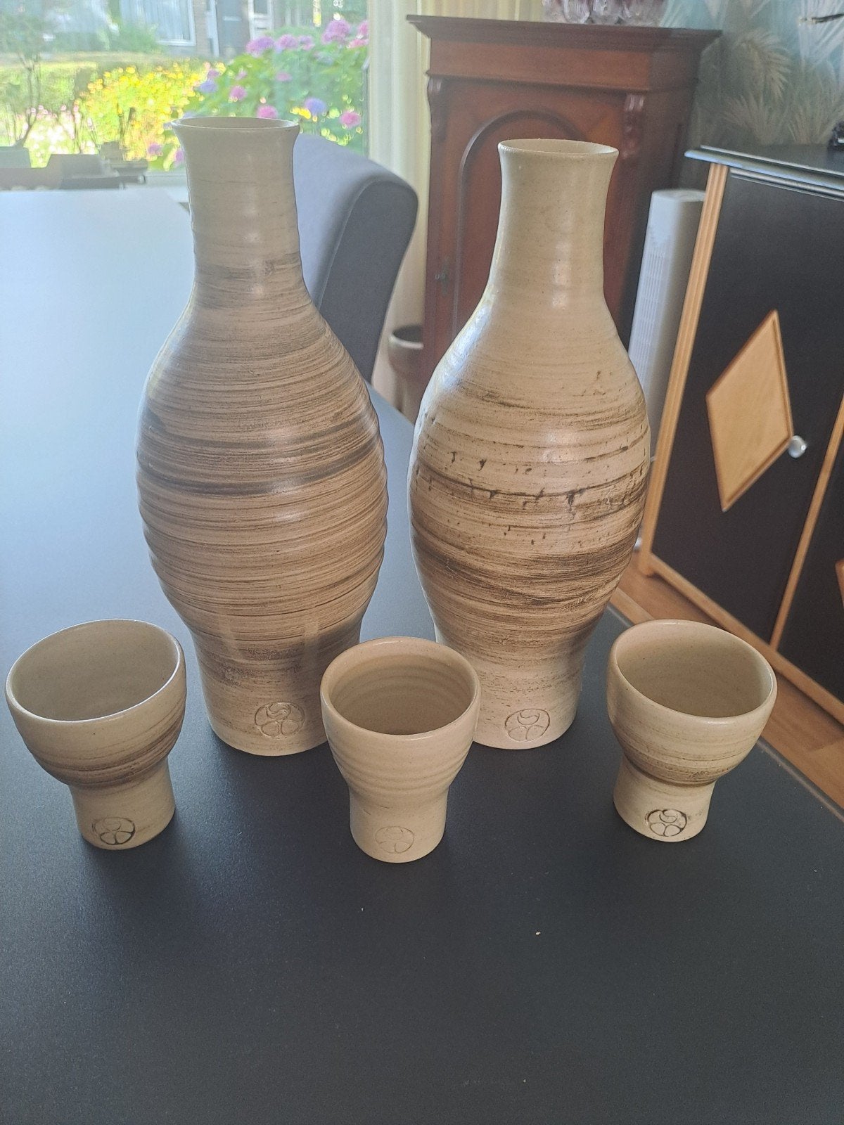 Mobach,  2 vazen met 3 bekertjes, Antiek en Kunst, Antiek | Keramiek en Aardewerk, Ophalen