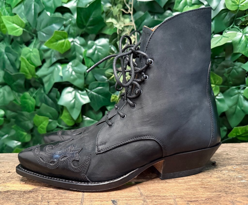 Prachtige vintage victoriaanse veterlaars sendra maat 39, Sendra, Zwart, Lage of Enkellaarzen, Nieuw