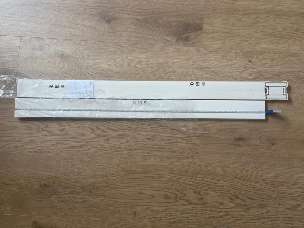 2 IKEA plinten 1 meter lang SNEL OPHALEN, Doe-het-zelf en Verbouw, Plinten en Afwerking, Ophalen, Kunststof, Nieuw, Minder dan 100 cm