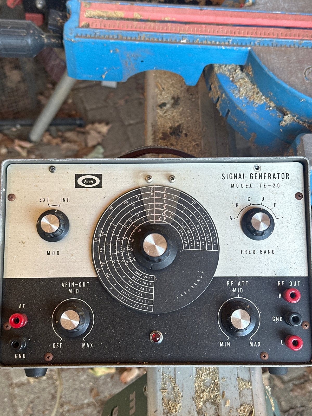 Vintage TE-20 Signaalgenerator - Voor de hobbyist, Ophalen of Verzenden, Gebruikt