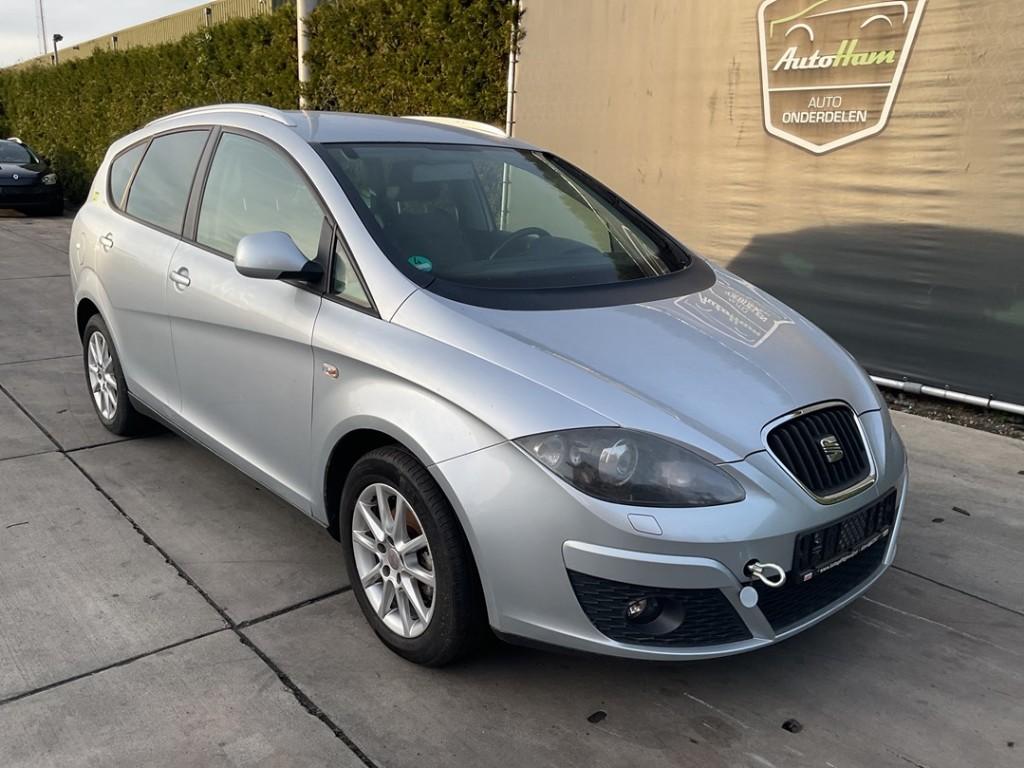Spatbord Links Voor Seat Altea XL (5P5) 2011 5P0821021A, Service@seat.de, Seat, Seat Deutschland GmbH, Gebruikt