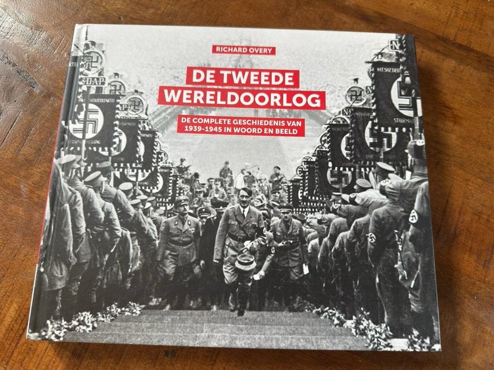 De Tweede Wereldoorlog - Richard Overy, Ophalen of Verzenden, Tweede Wereldoorlog, Gelezen, Algemeen