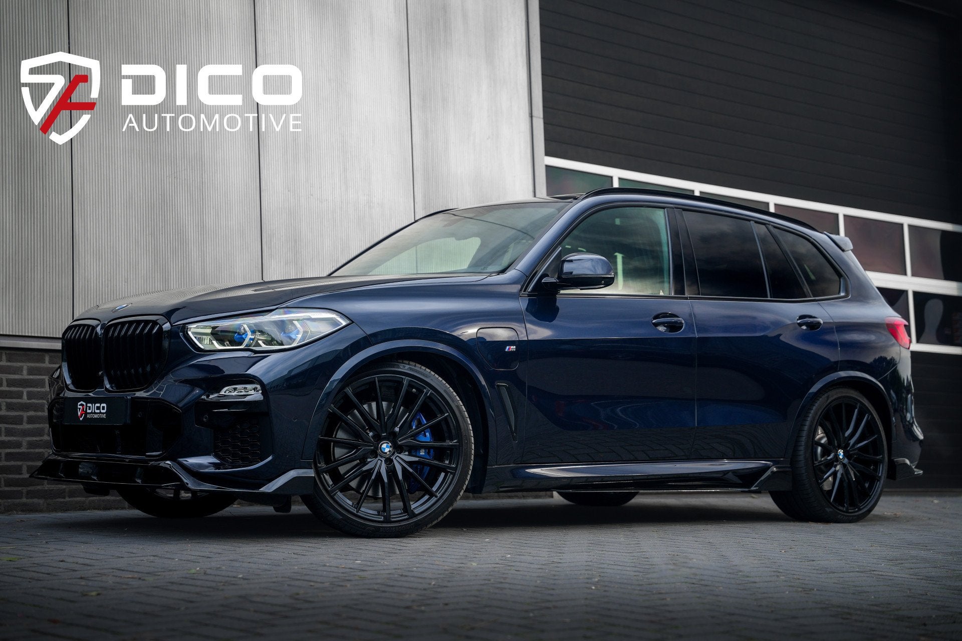 BMW X5 xDrive45e 394 pk High Executive M-Sport /Pano-Dak /Ni, Auto's, Gebruikt, 394 pk, Zwart, Leder