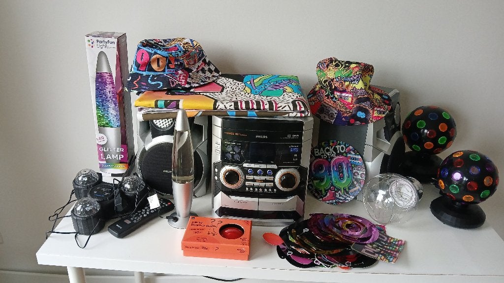 90's party pakket inclusief Philips geluidsset, Ophalen, Gebruikt, Versiering, Historisch