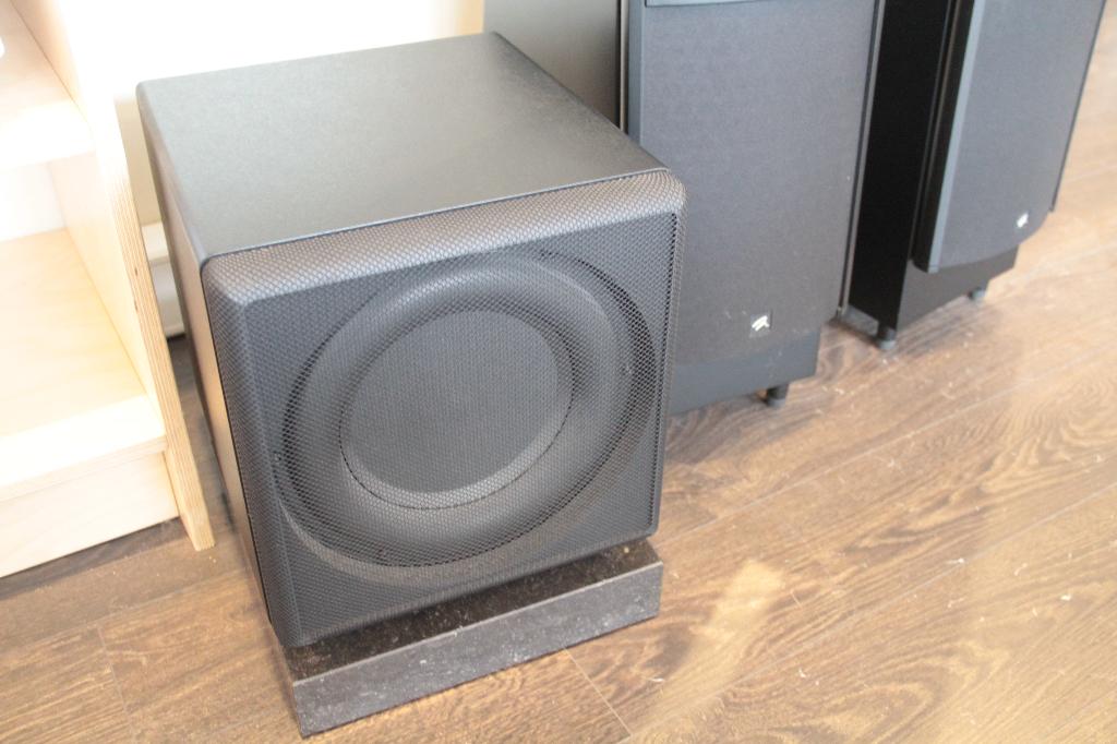 REL Q 201 E Actieve Subwoofer, Overige merken, Gebruikt, Mail, Ophalen of Verzenden
