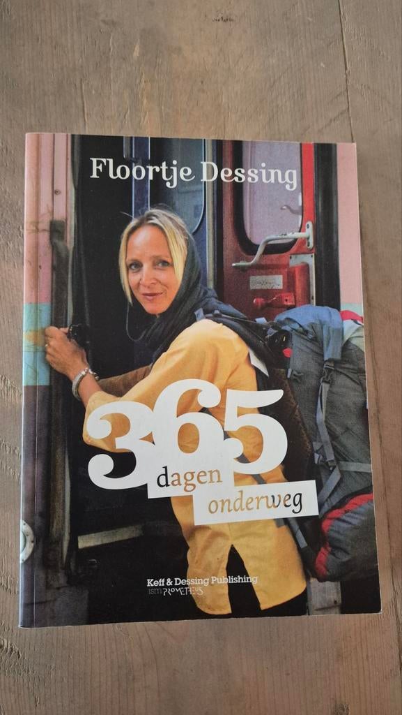 Floortje Dessing - 365 dagen onderweg, Europa, Ophalen of Verzenden, Zo goed als nieuw, Reisgids of -boek
