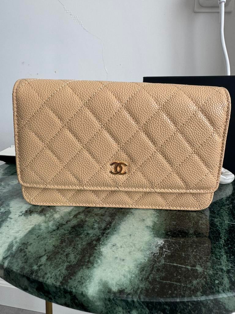 Wallet on chain woc tas echt leer nieuw, Sieraden, Tassen en Uiterlijk, Tassen | Damestassen, Ophalen of Verzenden, Zo goed als nieuw