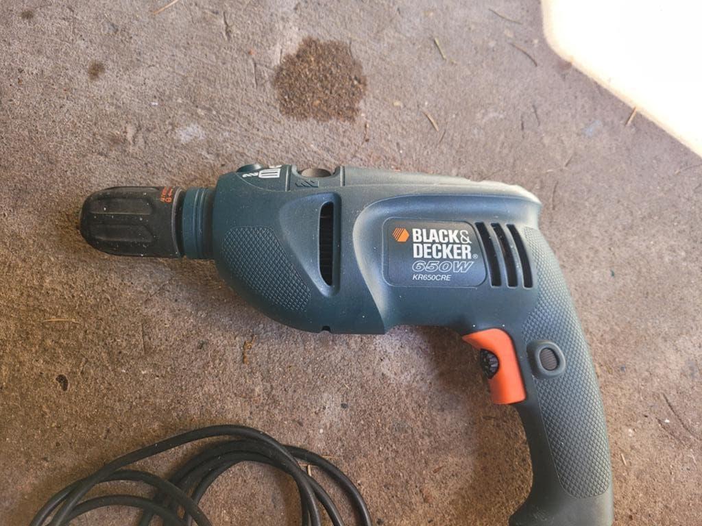 Black & Decker Klopboormachine KR650CRE 650W, Boormachine, Ophalen of Verzenden, Variabele snelheid, Gebruikt