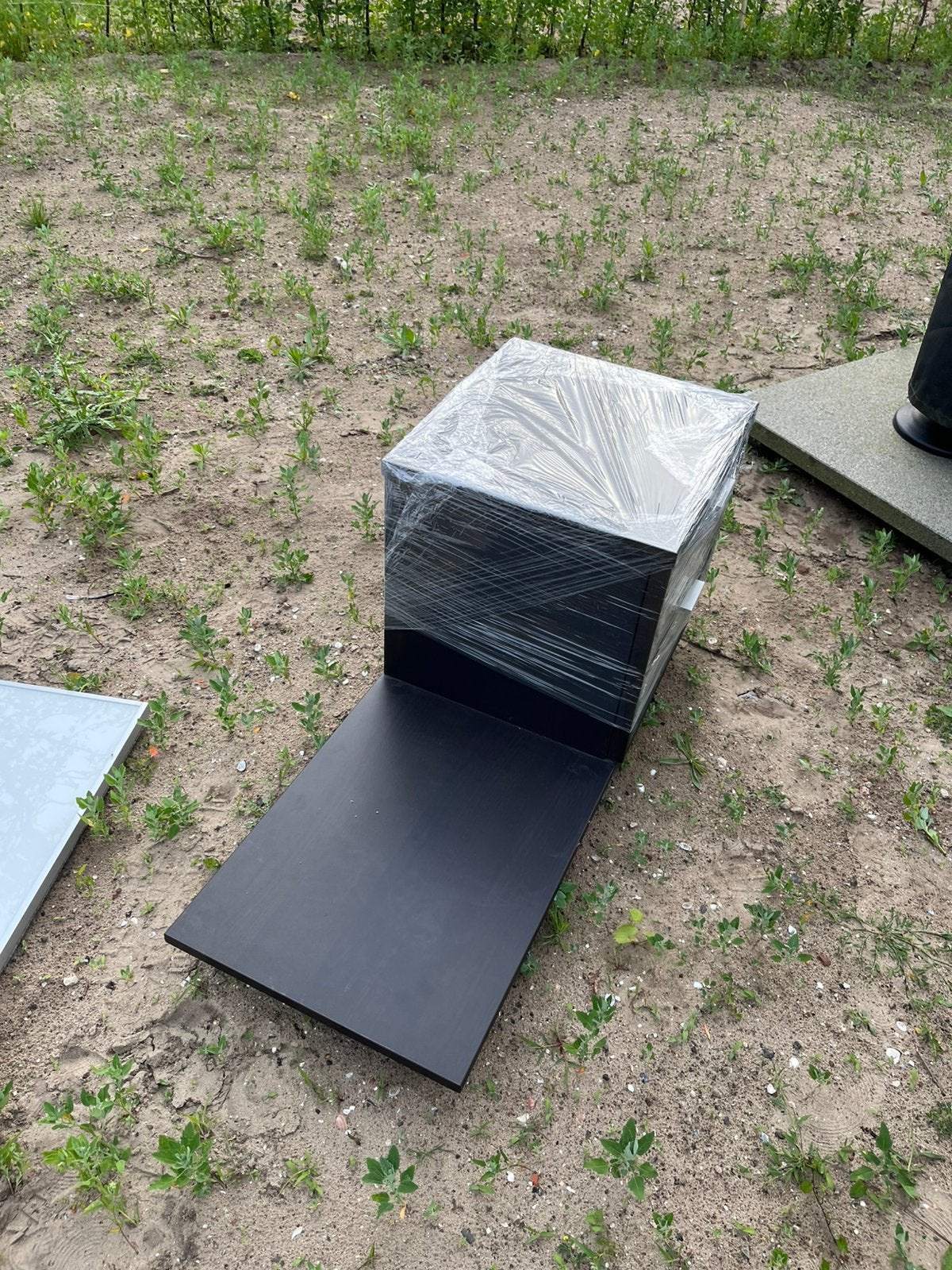 IKEA nachtkastje / ladeblok op wielen zwart — GRATIS, Huis en Inrichting, Kasten | Ladekasten, Ophalen, 25 tot 50 cm, Minder dan 50 cm