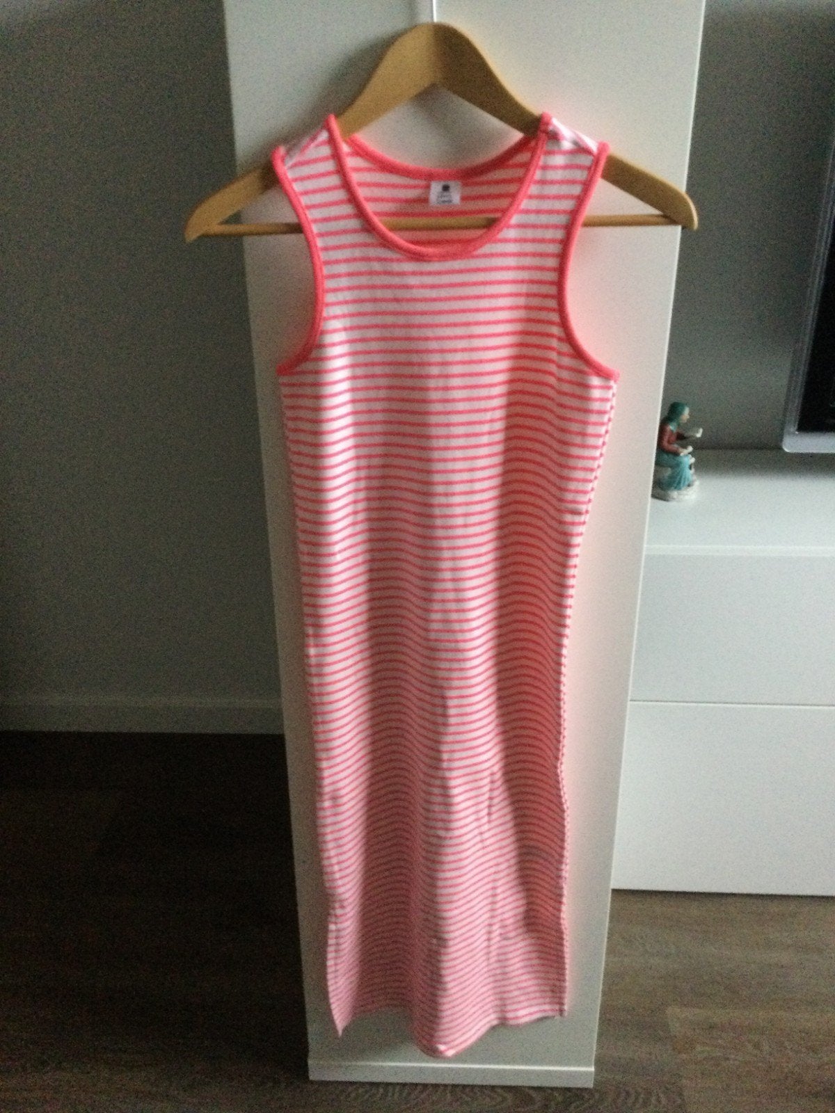 Nieuw jurkje maat 146-152, Kinderen en Baby's, Kinderkleding | Maat 146, Ophalen of Verzenden, Nieuw, Meisje, Jurk of Rok