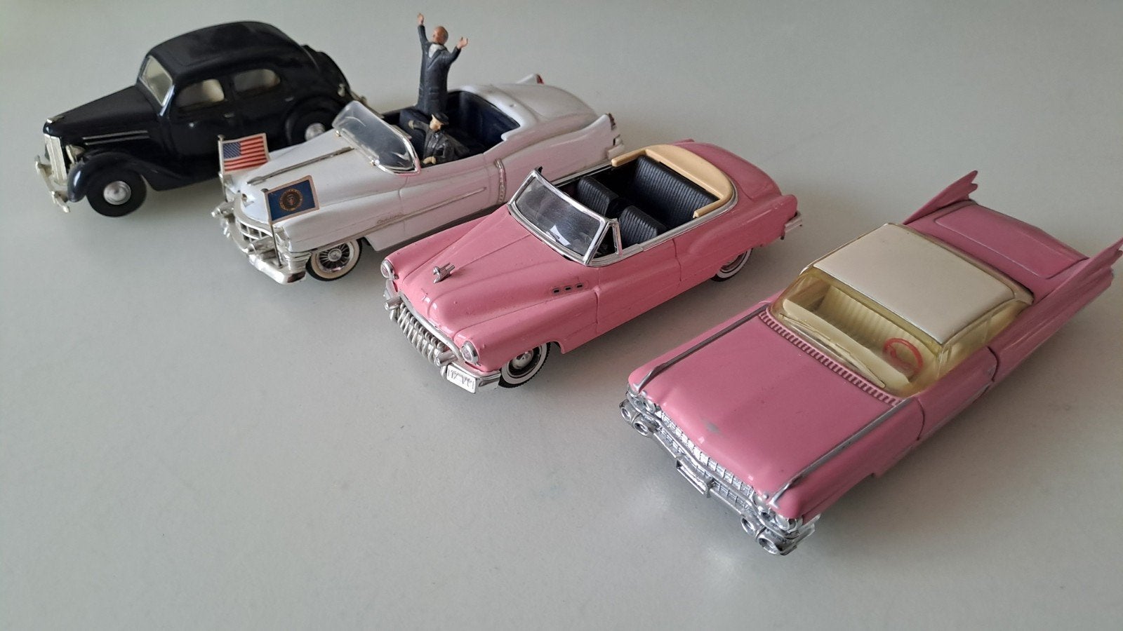 Verzameling Dinky Toys en Solido modelauto's, Ophalen of Verzenden, Zo goed als nieuw, Auto