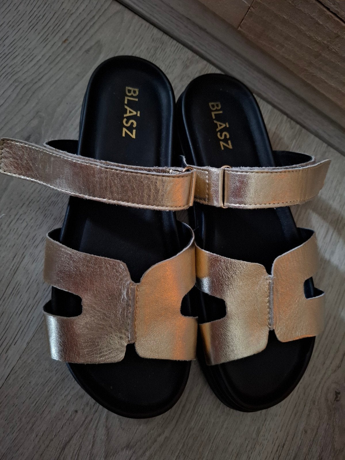 Sandalen met klittenband, maat 39, Kleding | Dames, Schoenen, Overige kleuren, Zo goed als nieuw, BLASZ, Sandalen of Muiltjes